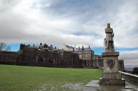 Robert Bruce with Stirling Castle